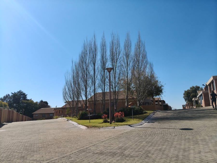 2 Bedroom Property for Sale in Langenhovenpark Free State
